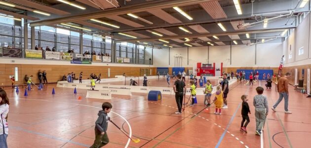 "Floorball Girls' Day 2024" bei den Karower Dachsen - mit Trainingsstationen, Parcours und vielem mehr ...